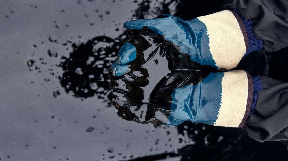 Brent oil gloves 